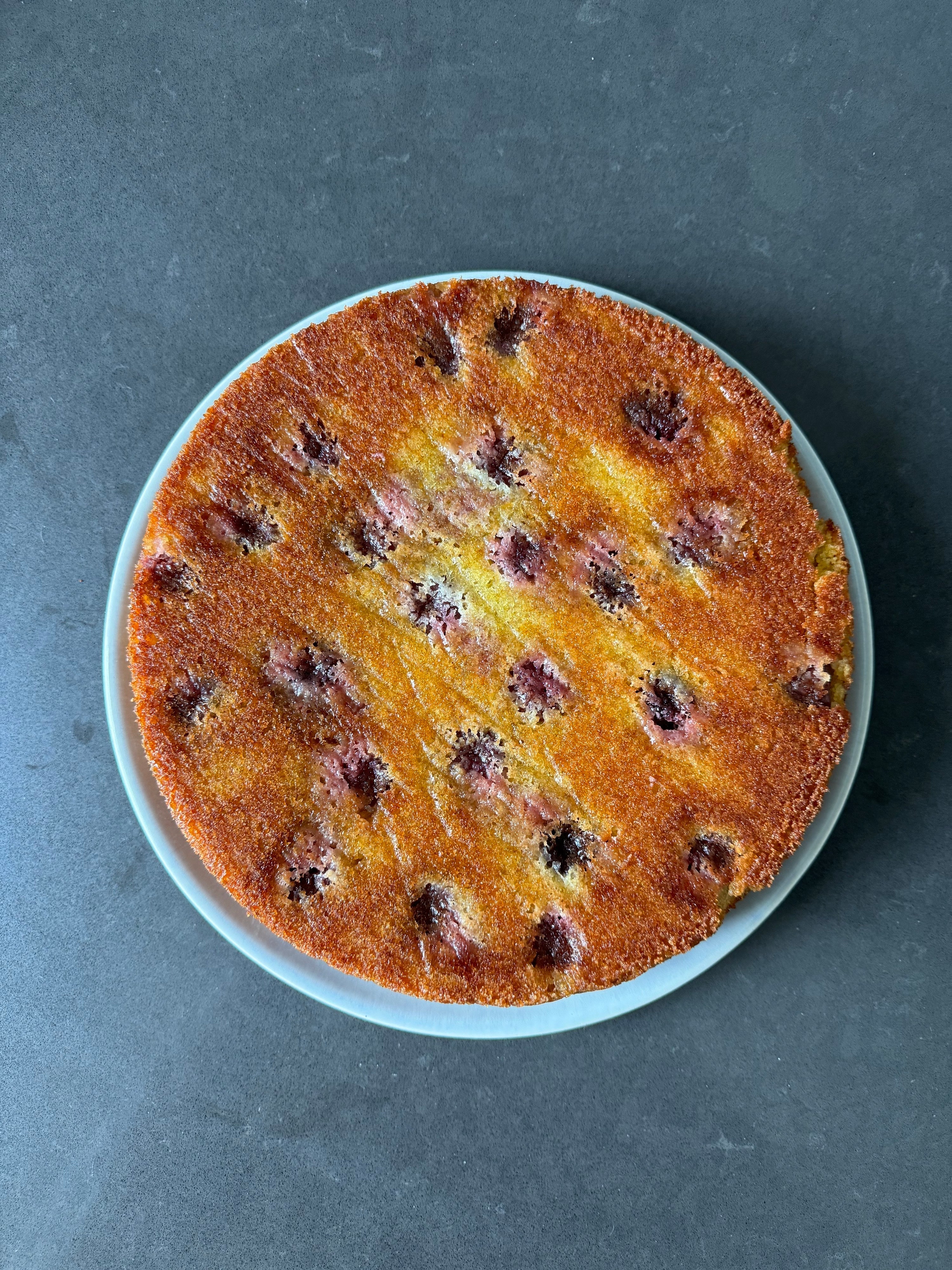 Cherry, cardamom & olive oil cake – Honest Toil Olive Oil