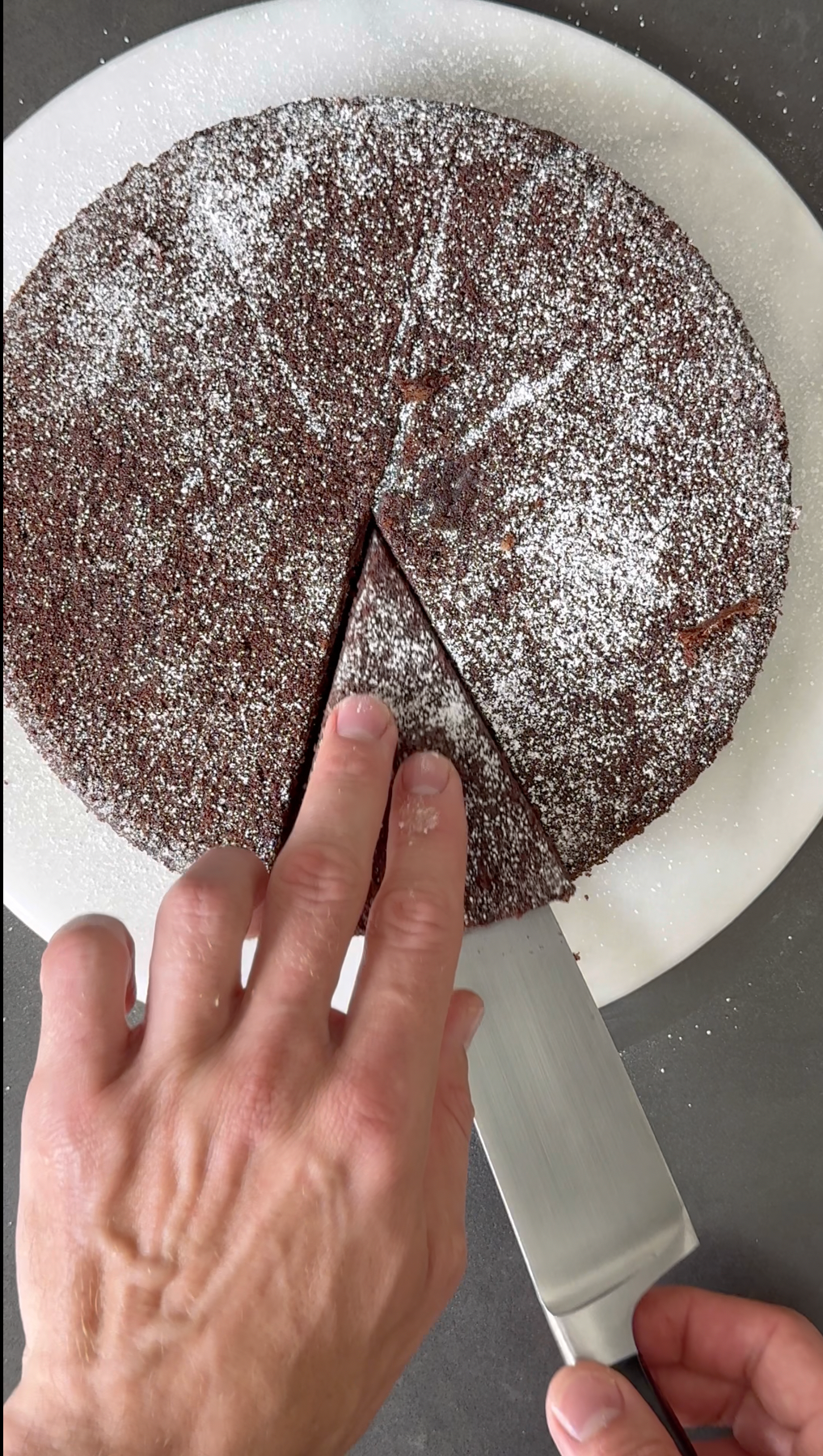 Olive oil chocolate cake - by Tomek